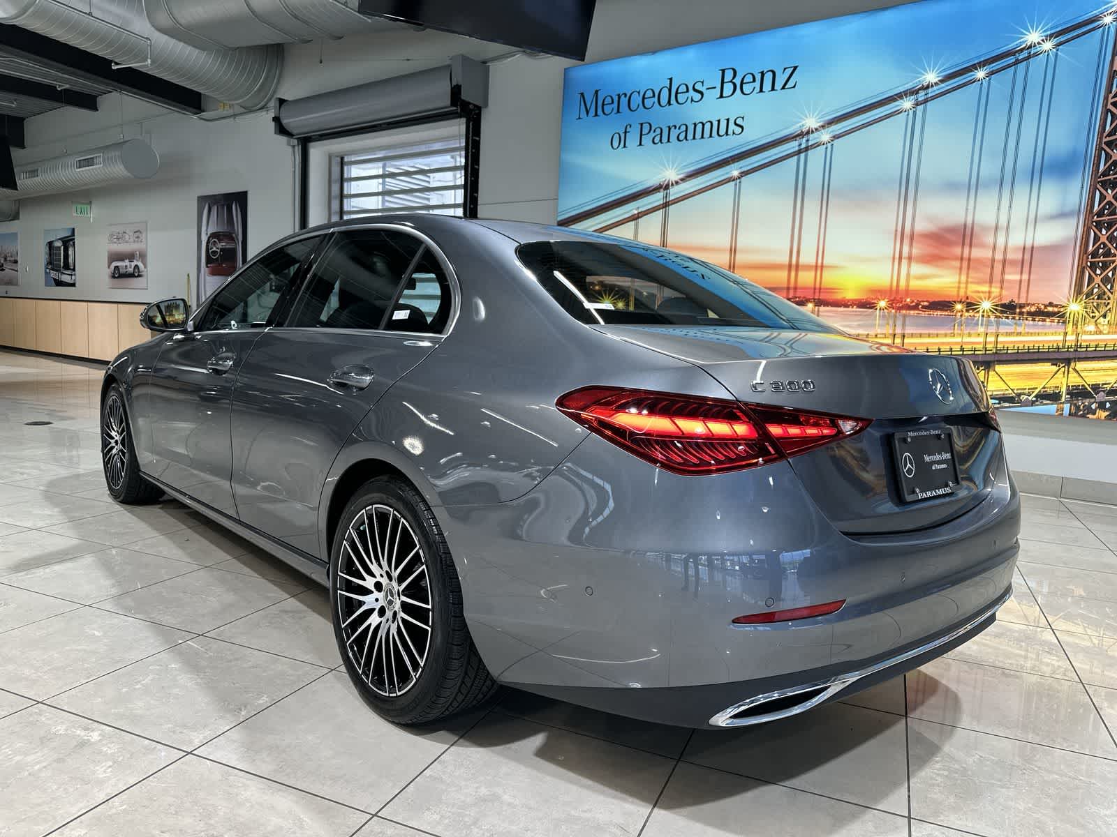 Thumbnail: 2023 Mercedes-Benz C-Class - 16