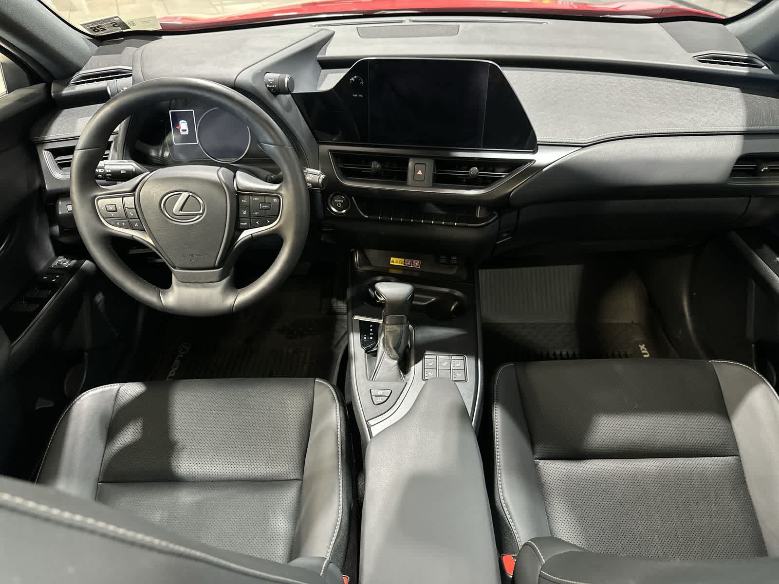 Thumbnail: 2023 Lexus UX - 22