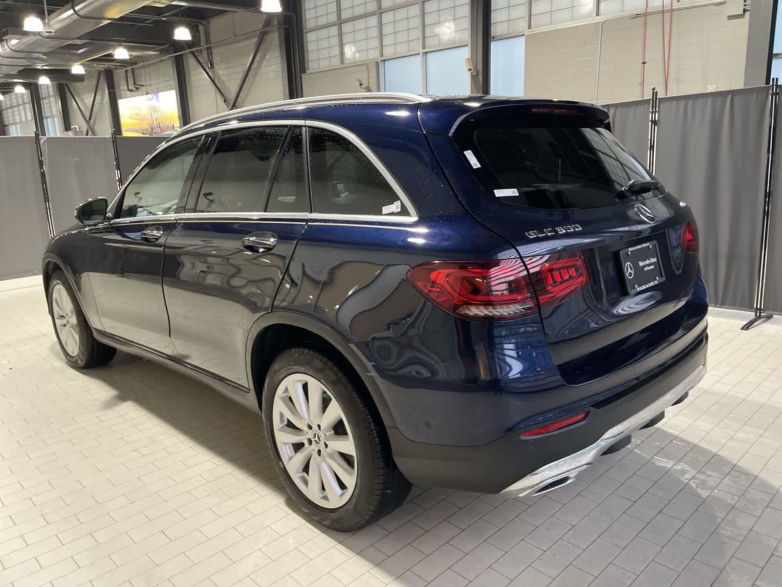 Thumbnail: 2021 Mercedes-Benz GLC - 16
