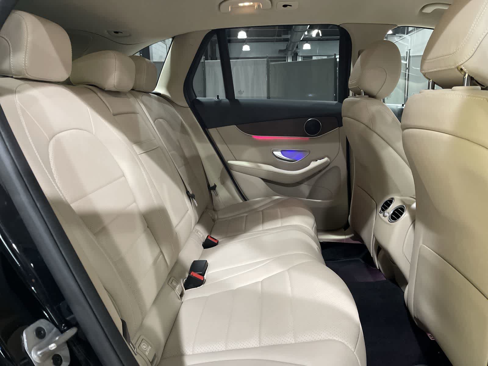 Thumbnail: 2022 Mercedes-Benz GLC - 25