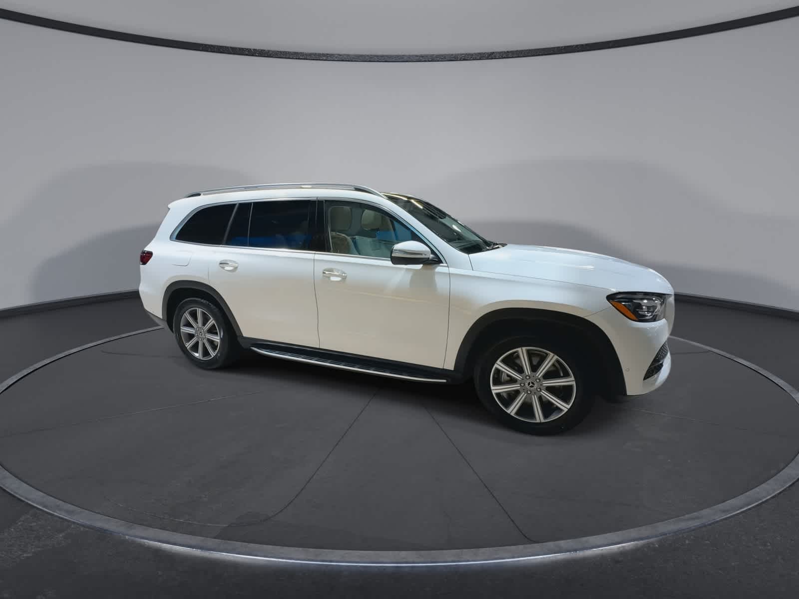 Thumbnail: 2023 Mercedes-Benz GLS - 2