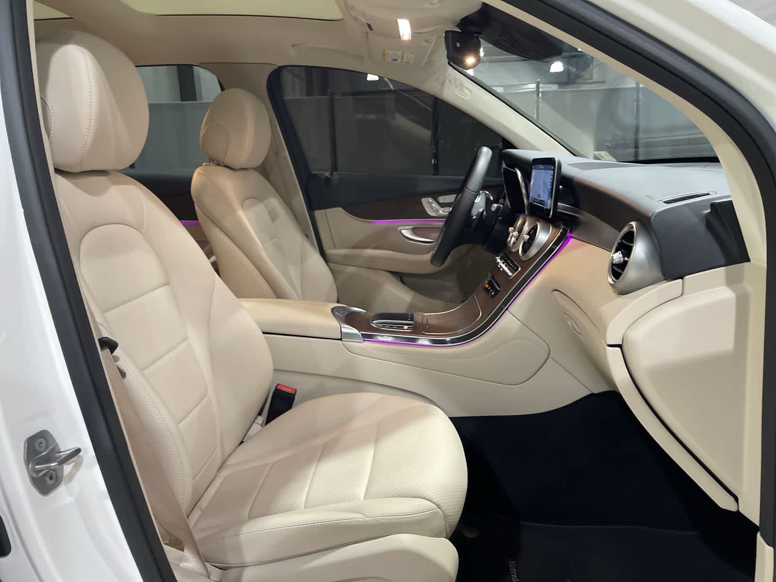 Thumbnail: 2021 Mercedes-Benz GLC - 26