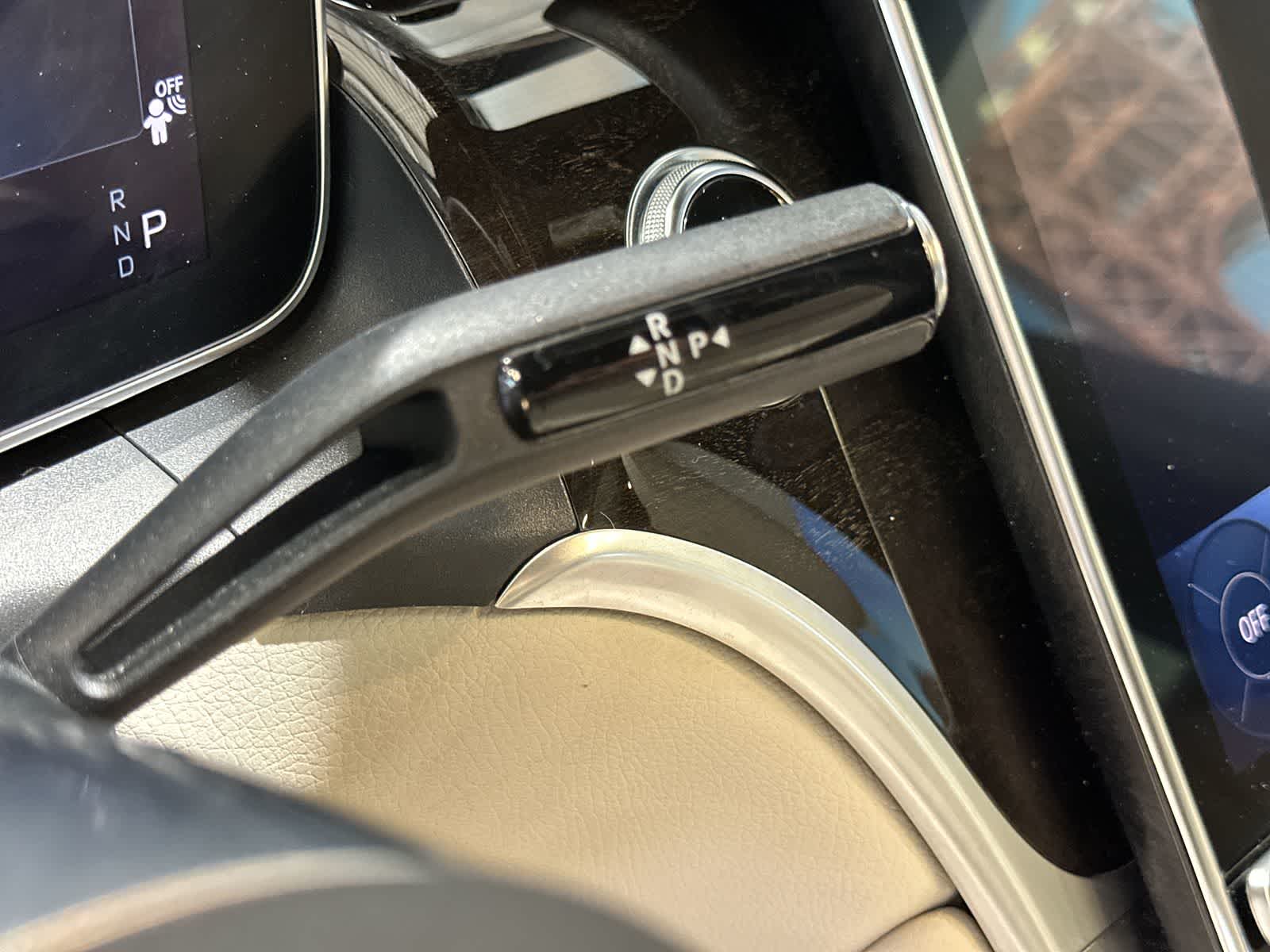 Thumbnail: 2023 Mercedes-Benz GLC - 29