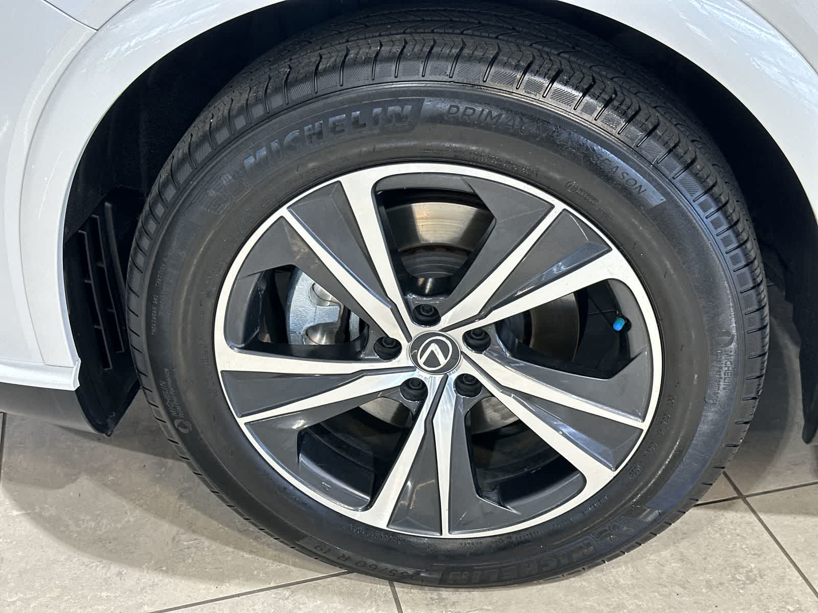 Thumbnail: 2023 Lexus RX - 20
