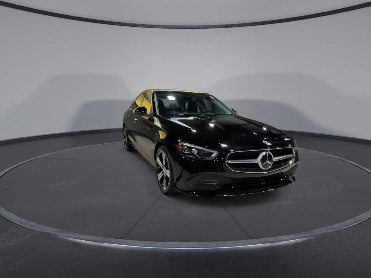 Thumbnail: 2025 Mercedes-Benz C-Class - 2