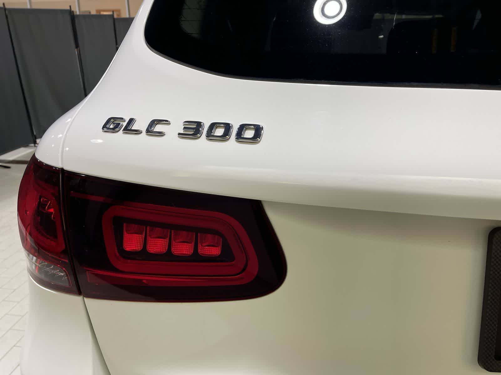 Thumbnail: 2021 Mercedes-Benz GLC - 19