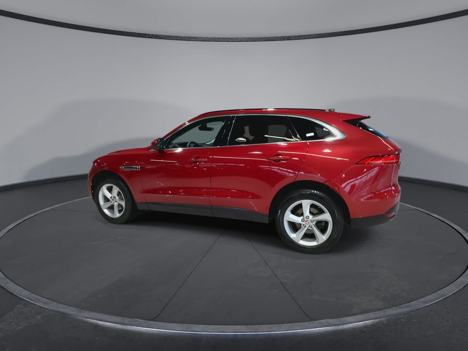 Thumbnail: 2020 Jaguar F-Pace - 8
