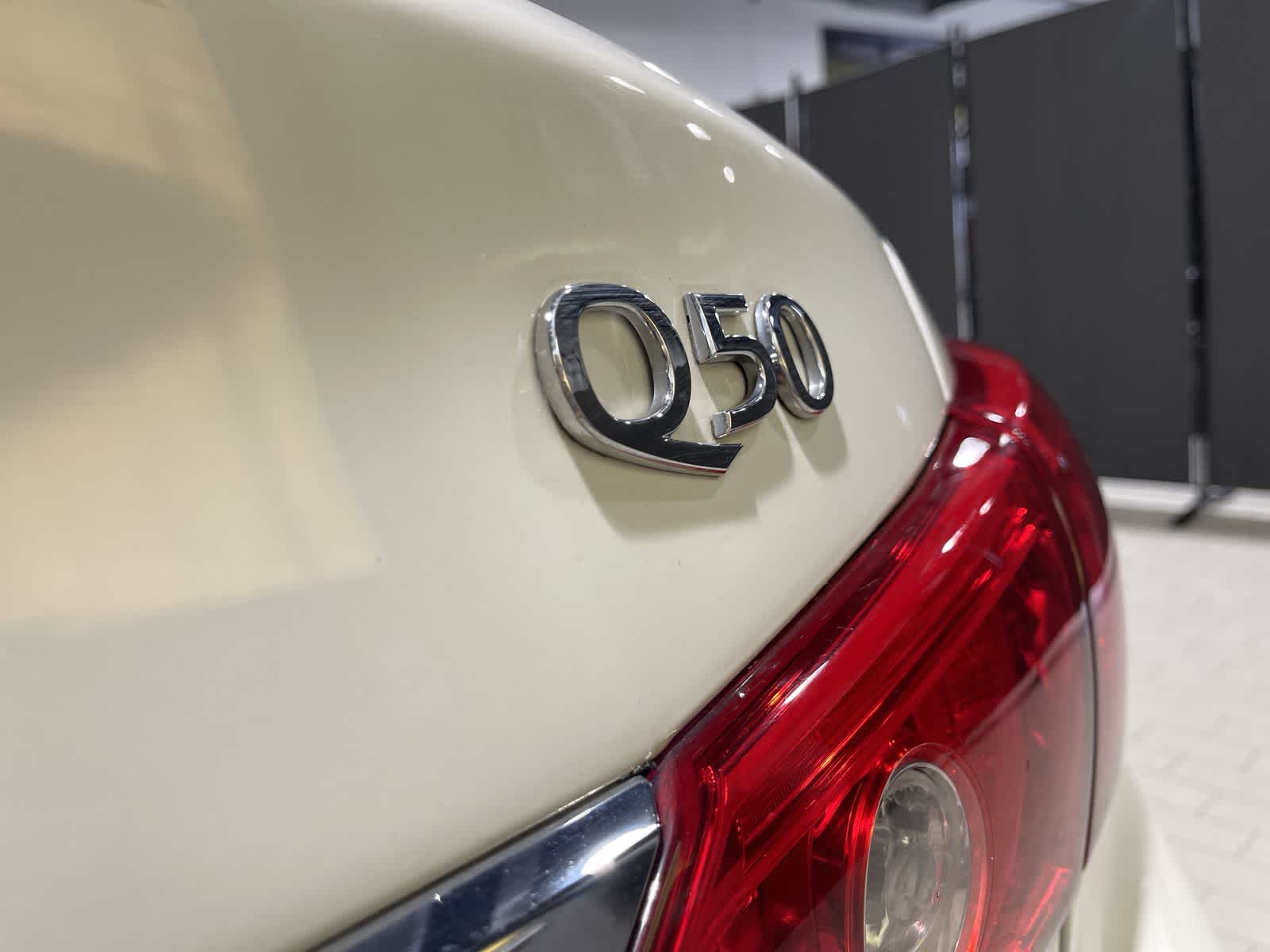 Thumbnail: 2017 INFINITI Q50 - 19