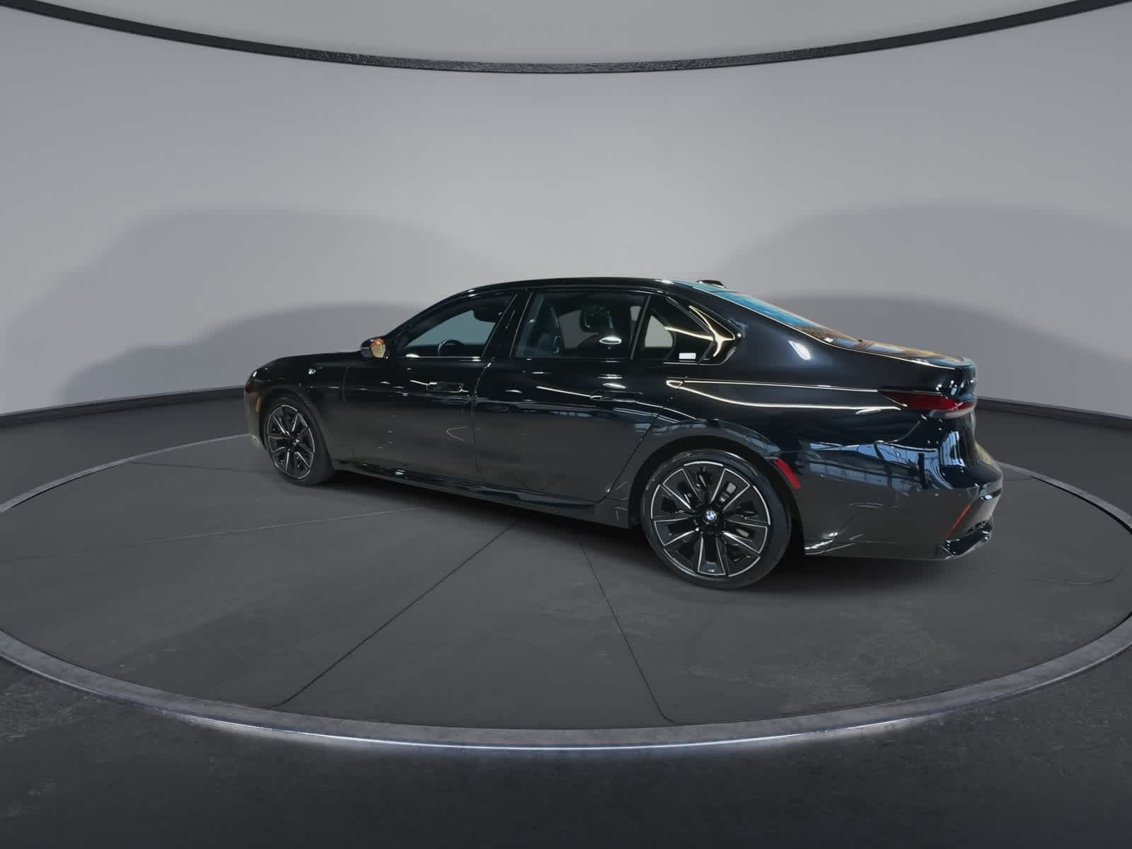 Thumbnail: 2023 BMW 7 Series - 8