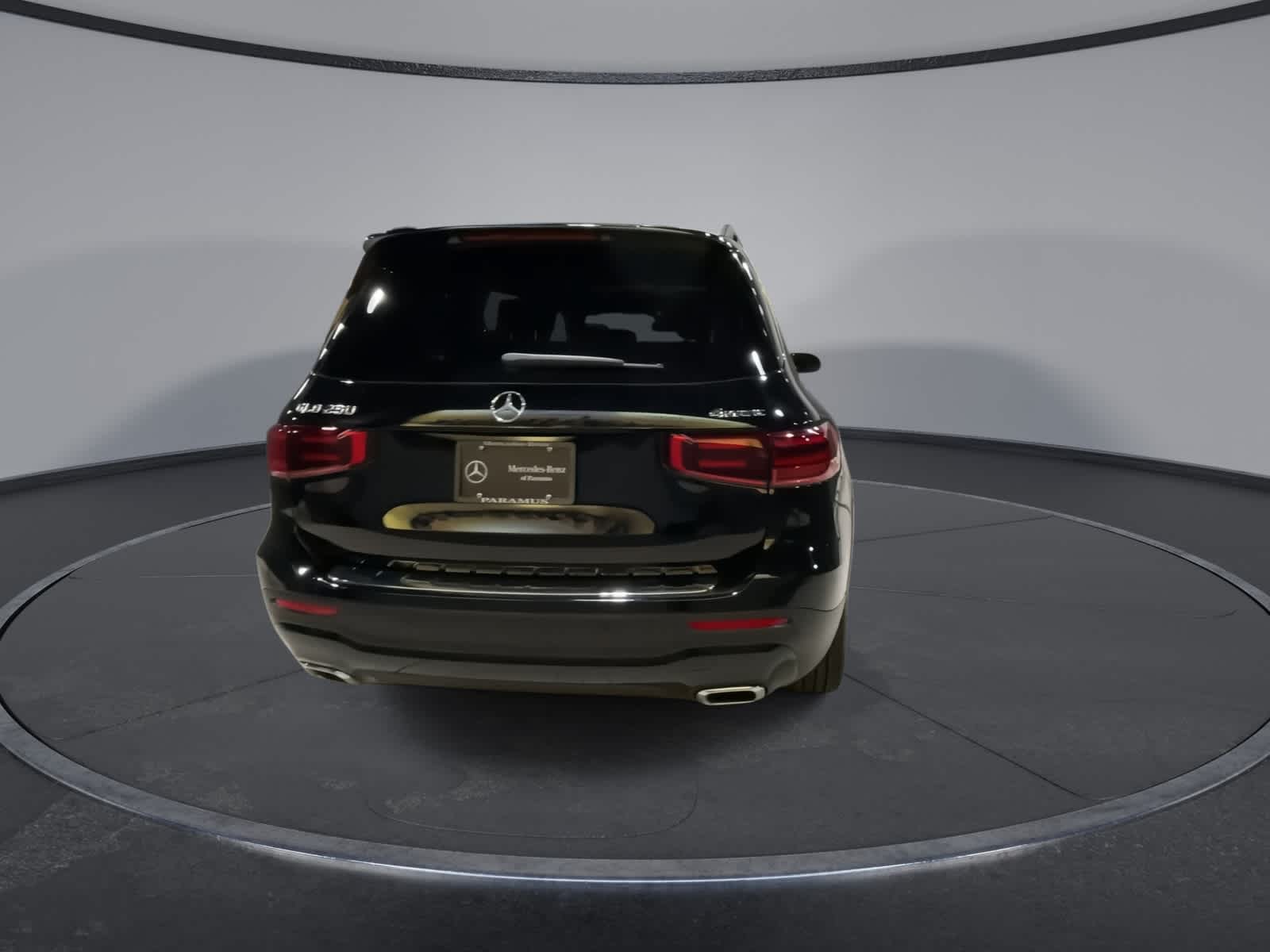 Thumbnail: 2025 Mercedes-Benz GLB - 10