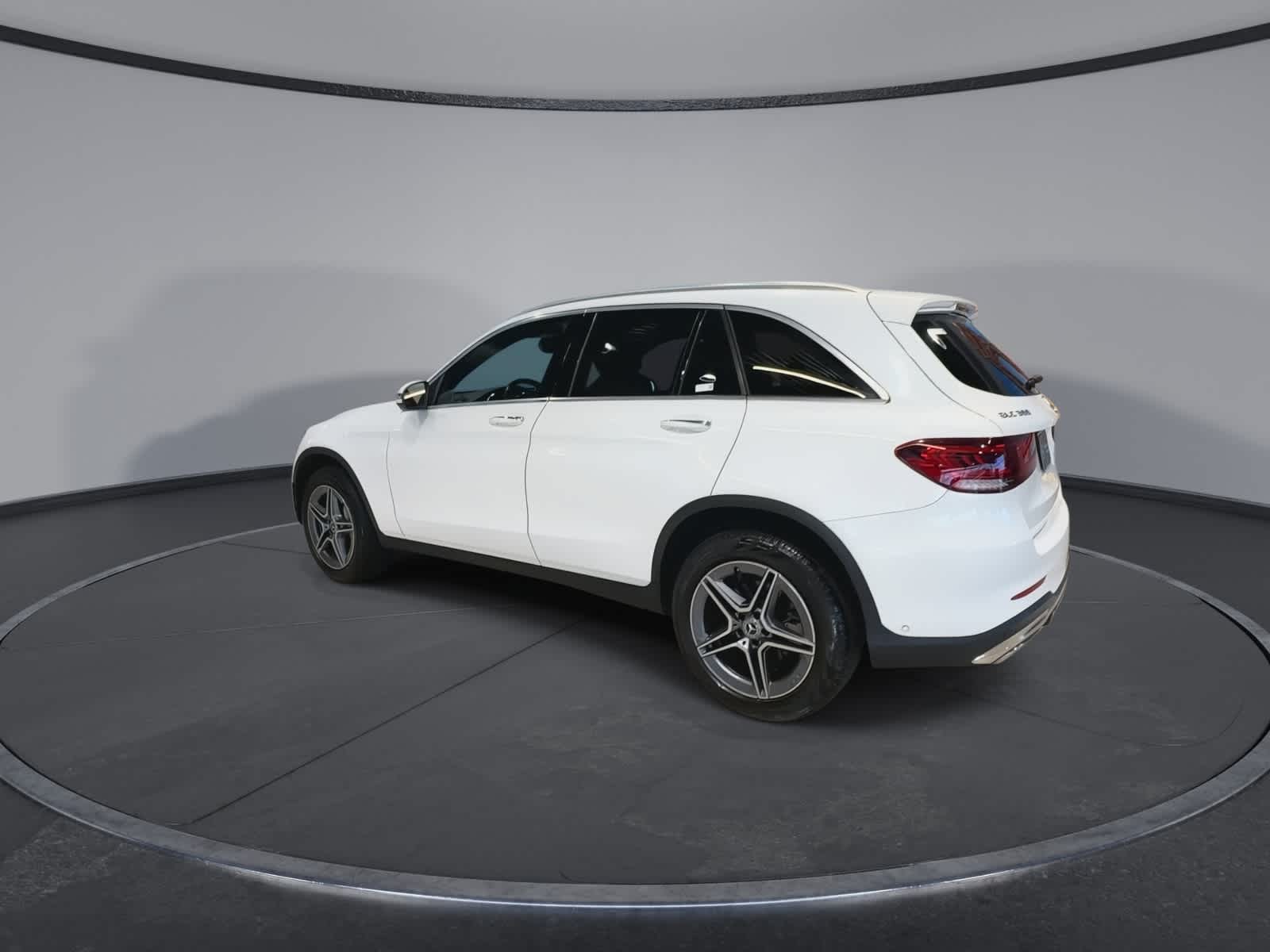 Thumbnail: 2022 Mercedes-Benz GLC - 8