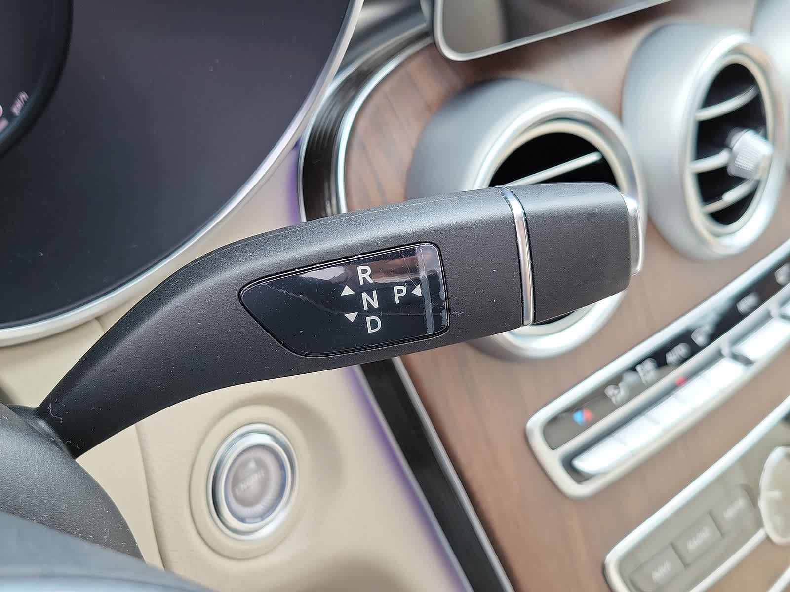 Thumbnail: 2021 Mercedes-Benz C-Class - 12