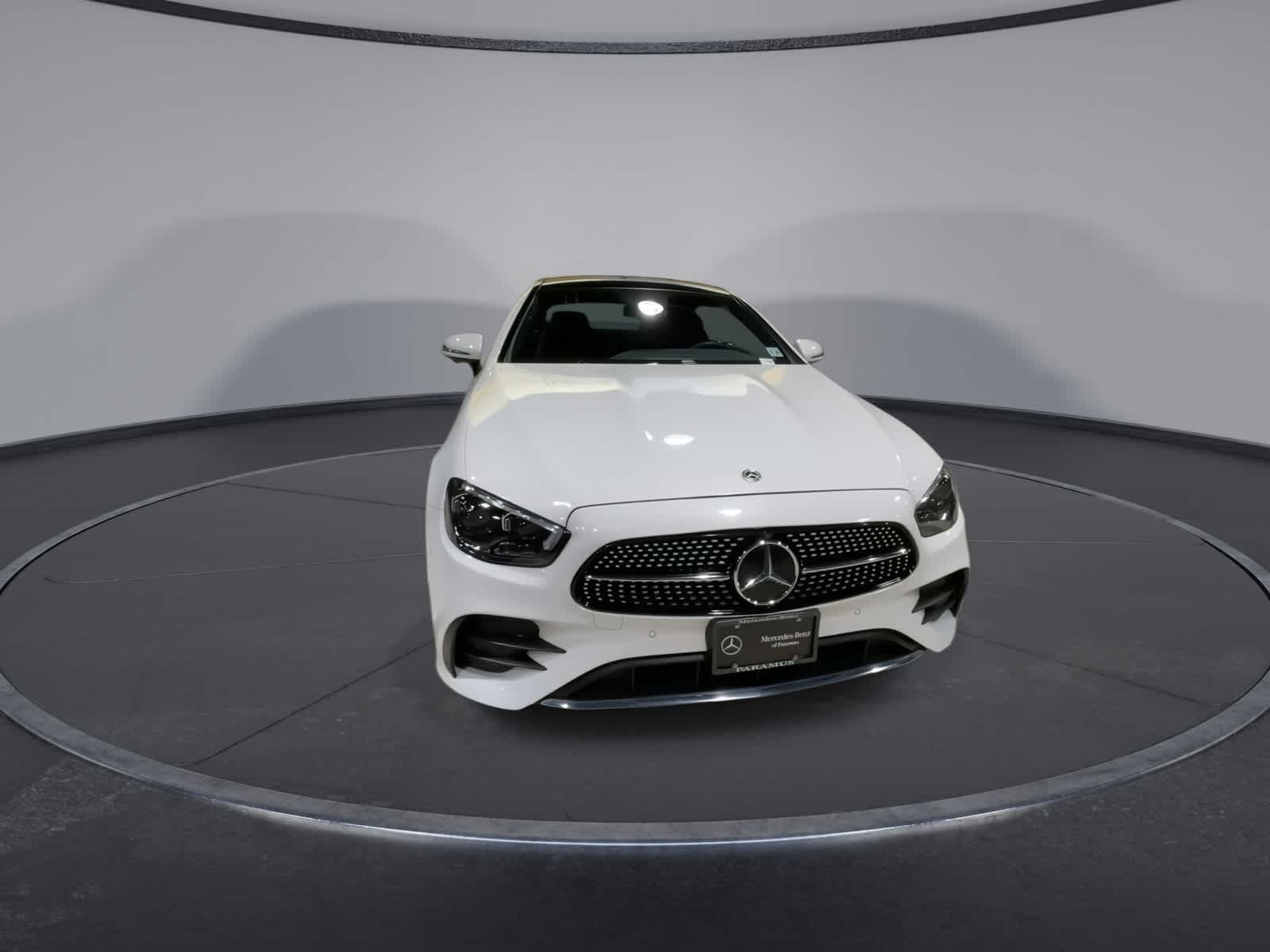 Thumbnail: 2023 Mercedes-Benz E-Class - 3