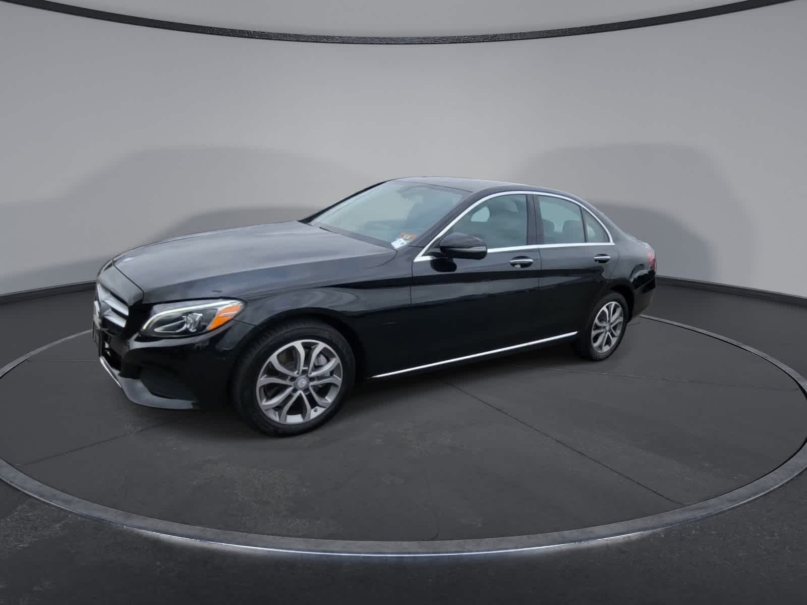 Thumbnail: 2017 Mercedes-Benz C-Class - 4