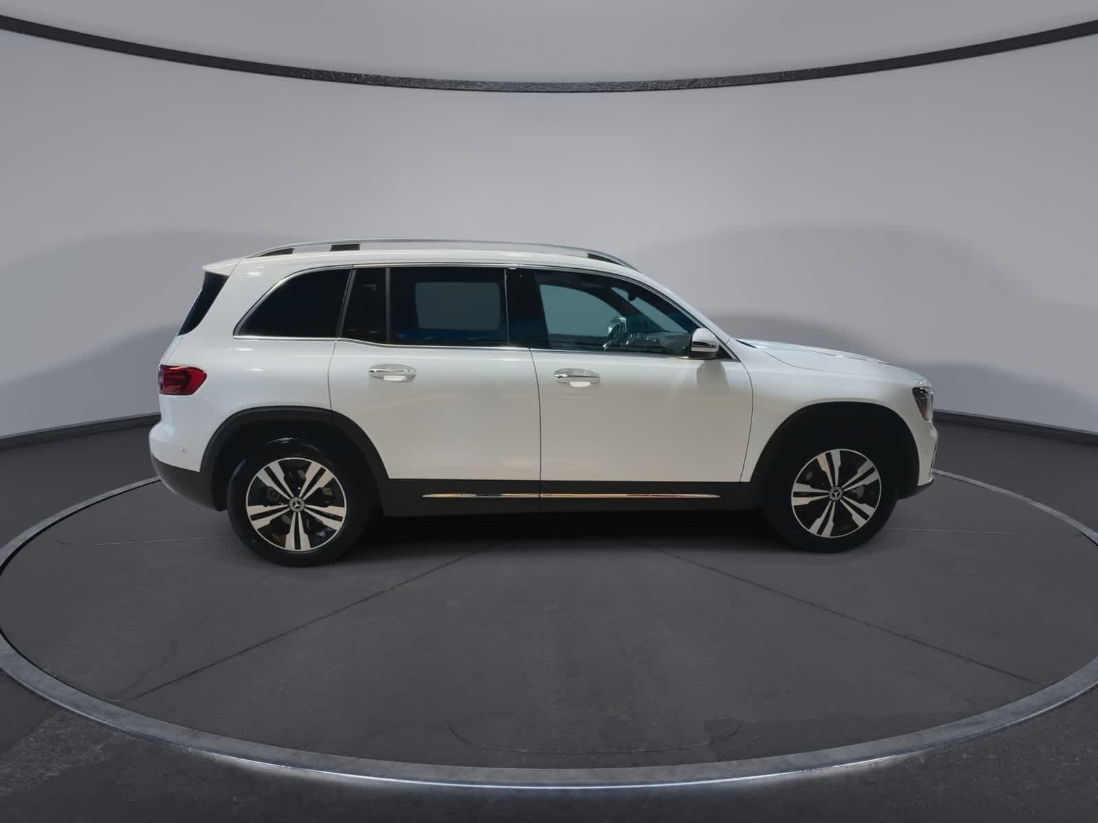 Thumbnail: 2026 Mercedes-Benz GLB - 12