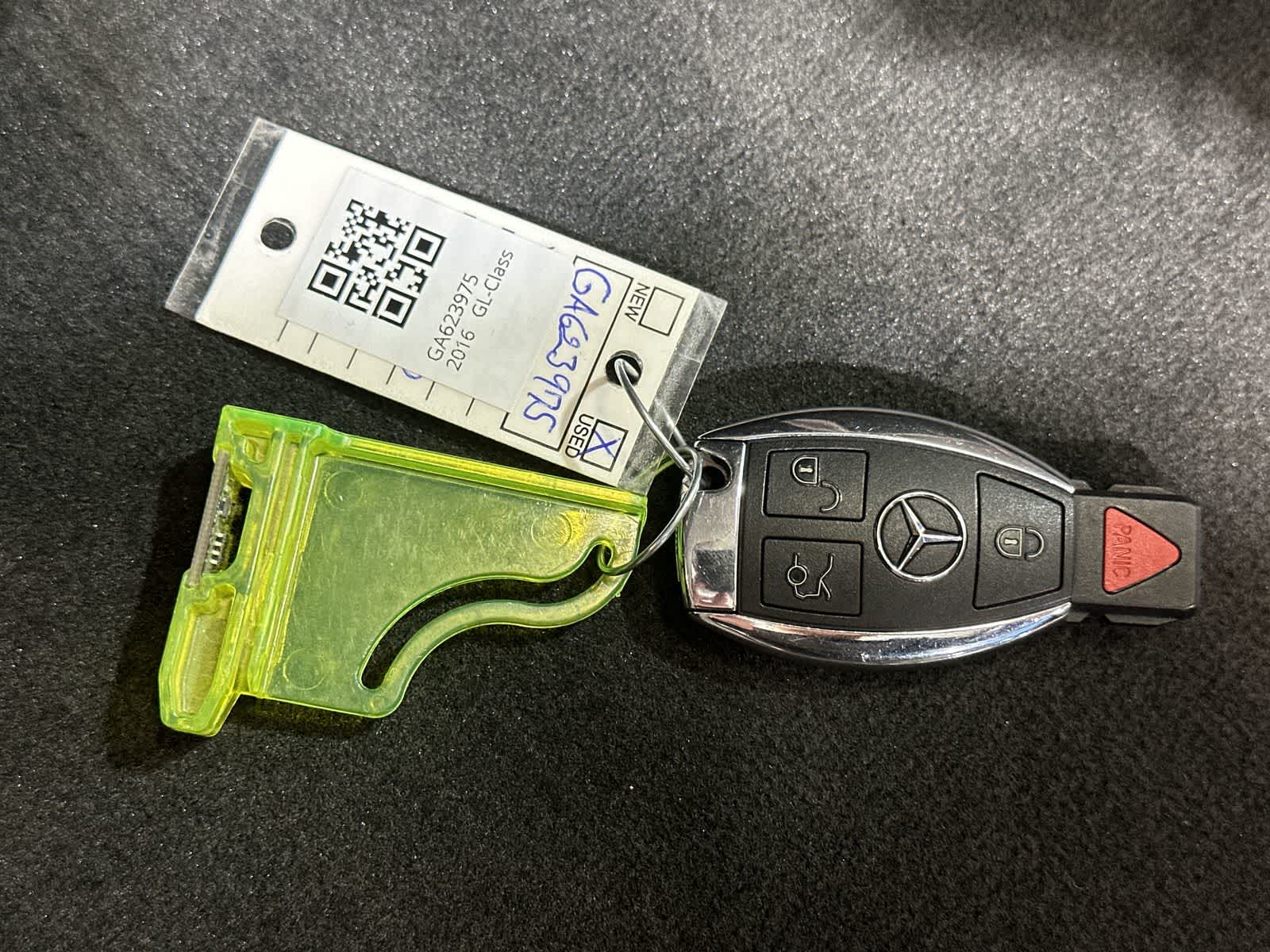 Thumbnail: 2016 Mercedes-Benz GL-Class - 32