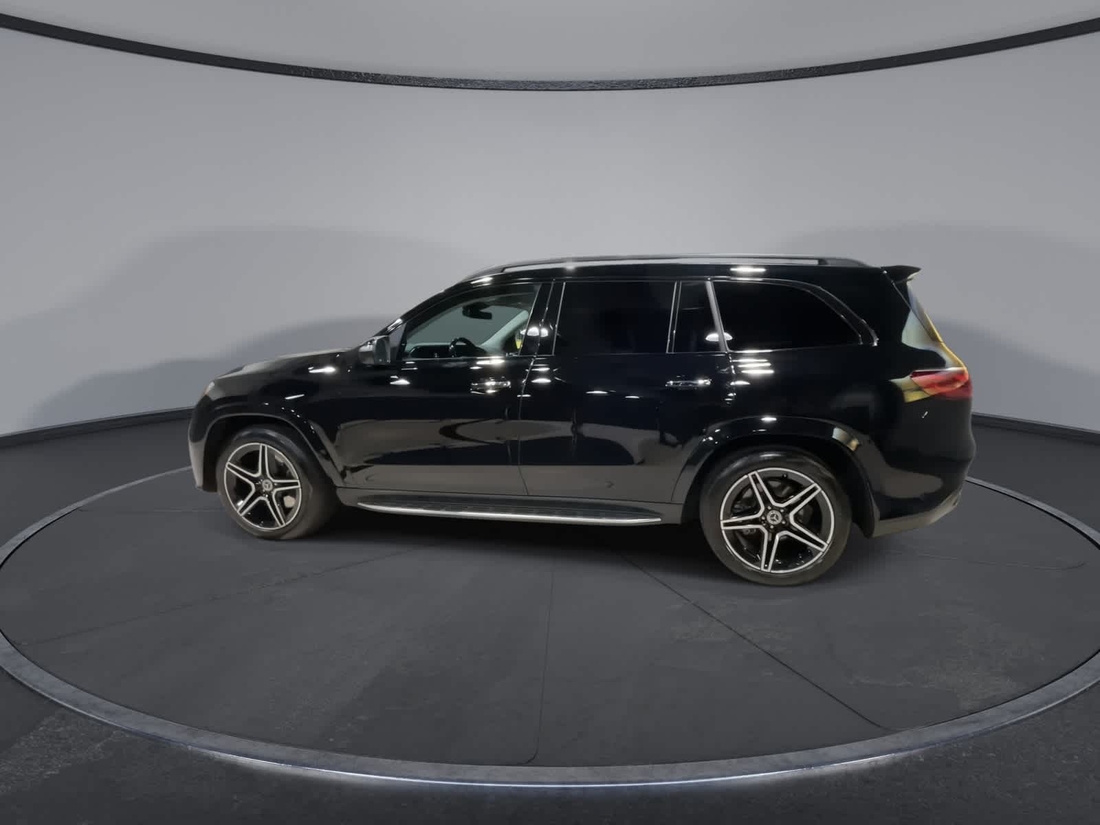 Thumbnail: 2025 Mercedes-Benz GLS - 7