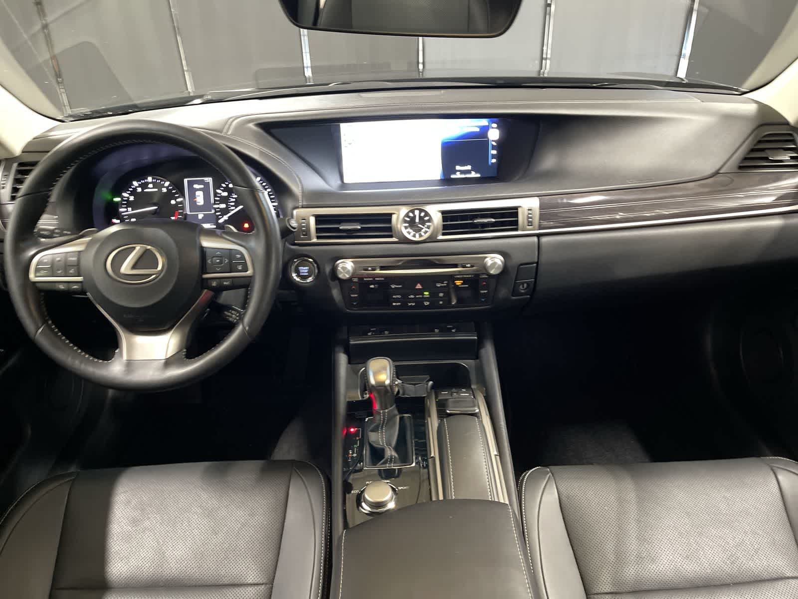 Thumbnail: 2018 Lexus GS - 22