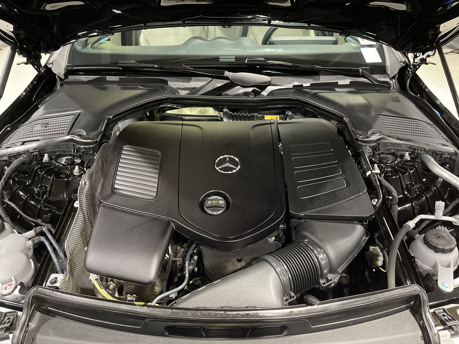 Thumbnail: 2025 Mercedes-Benz C-Class - 21