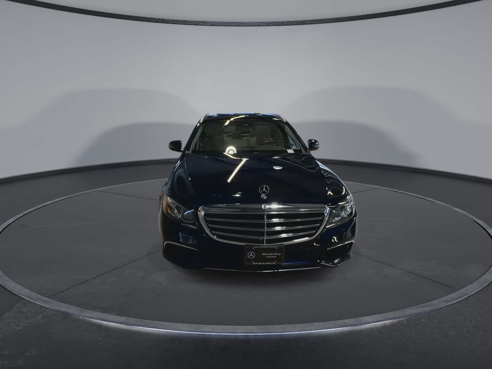 Thumbnail: 2019 Mercedes-Benz E-Class - 4