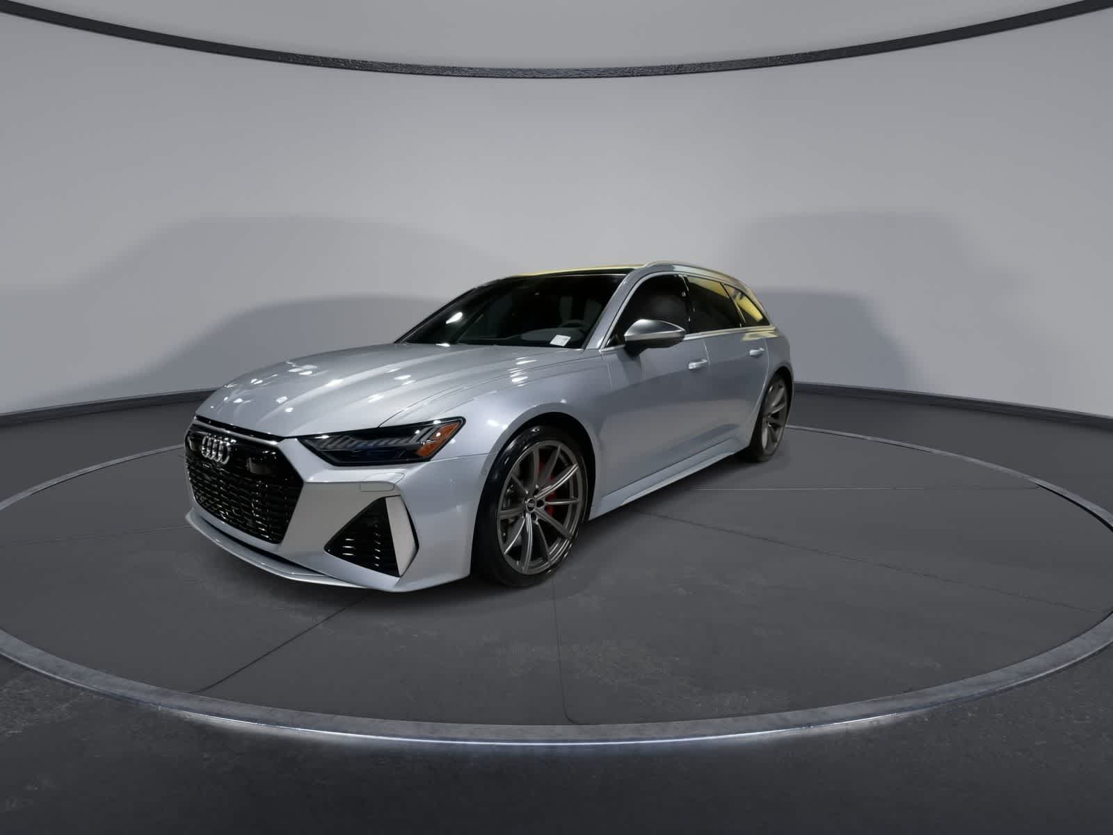 Thumbnail: 2023 Audi RS 6 - 4
