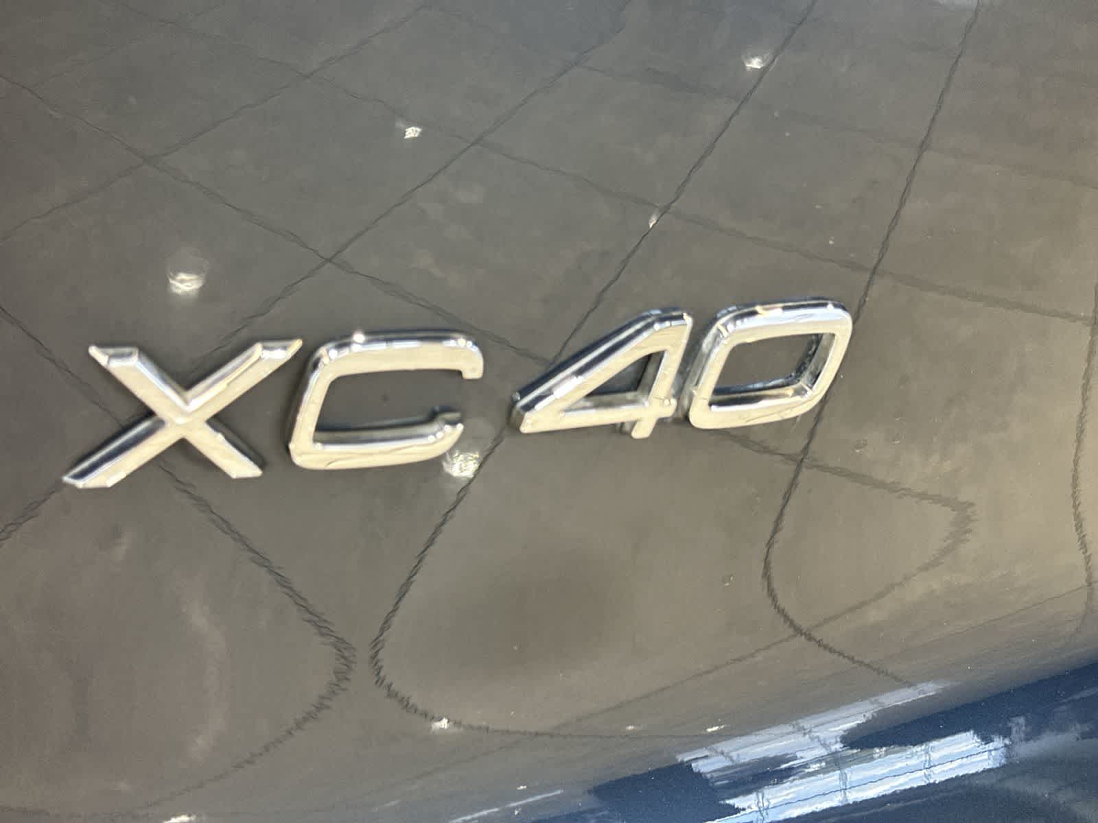 Thumbnail: 2020 Volvo XC40 - 19