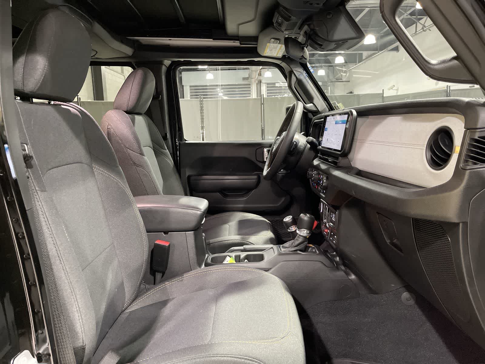 Thumbnail: 2024 Jeep Wrangler - 25