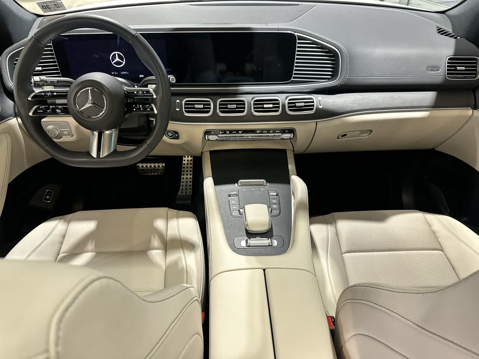 Thumbnail: 2025 Mercedes-Benz GLS - 22