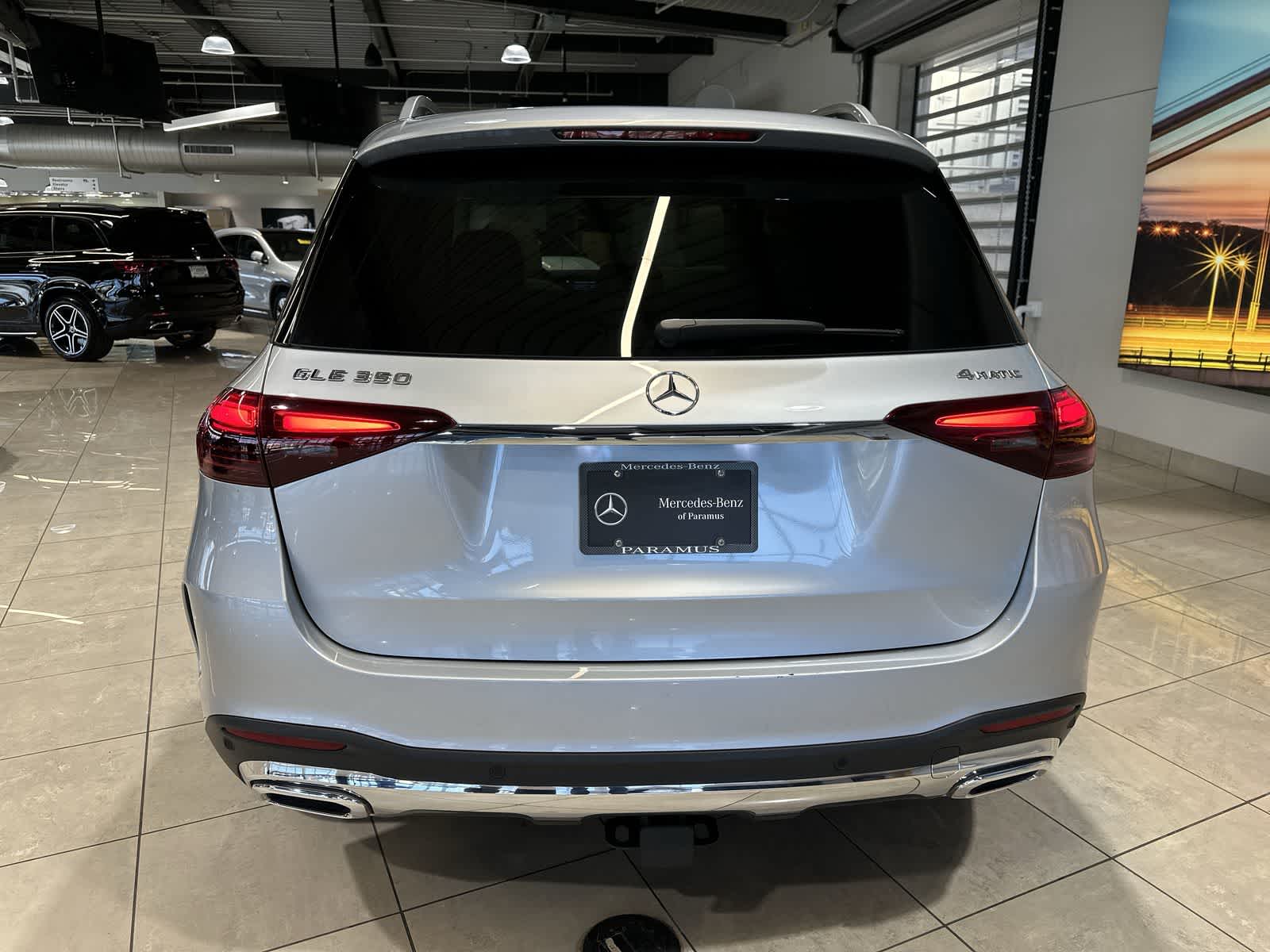 Thumbnail: 2025 Mercedes-Benz GLE - 17