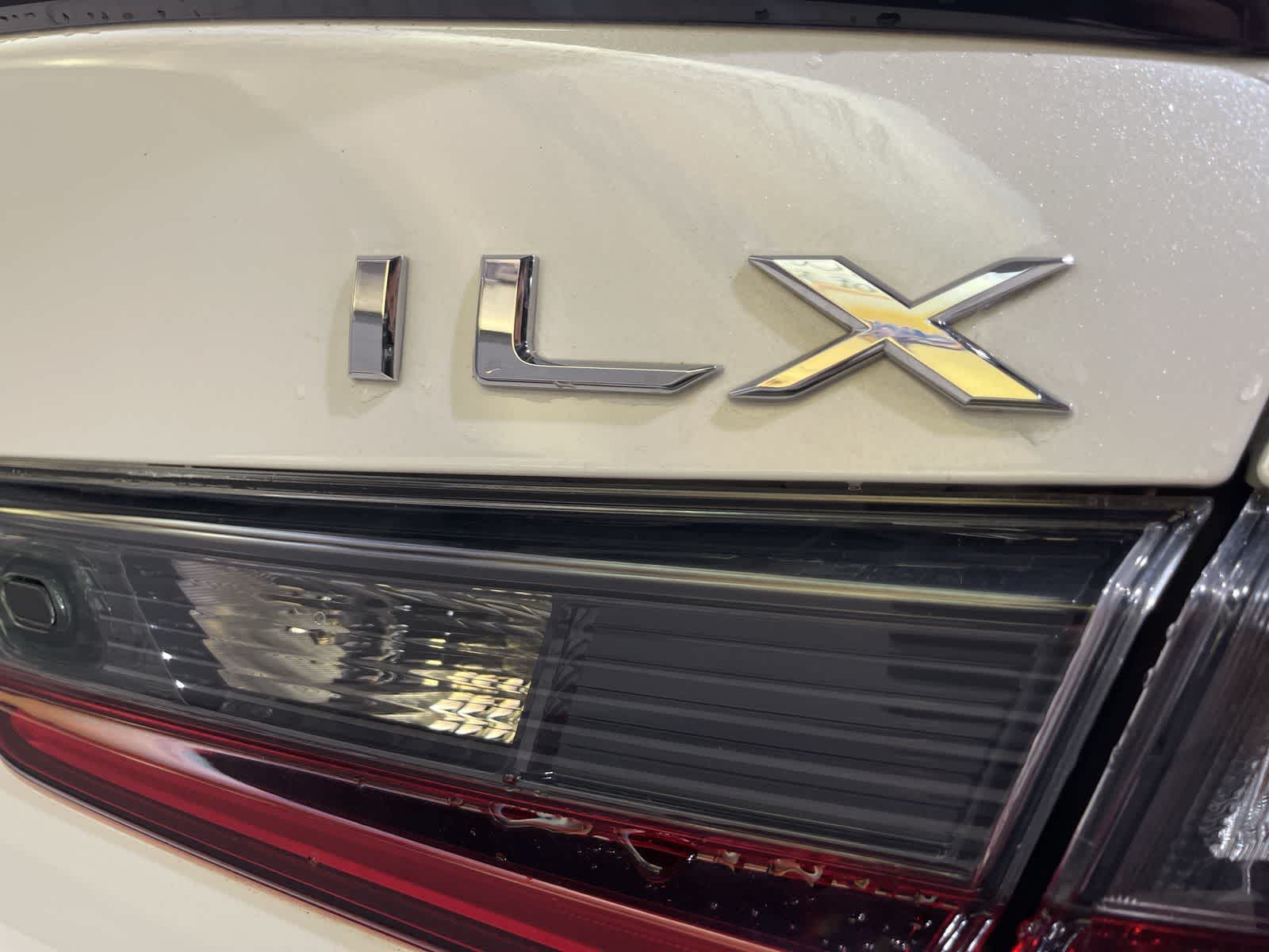 Thumbnail: 2019 Acura ILX - 19