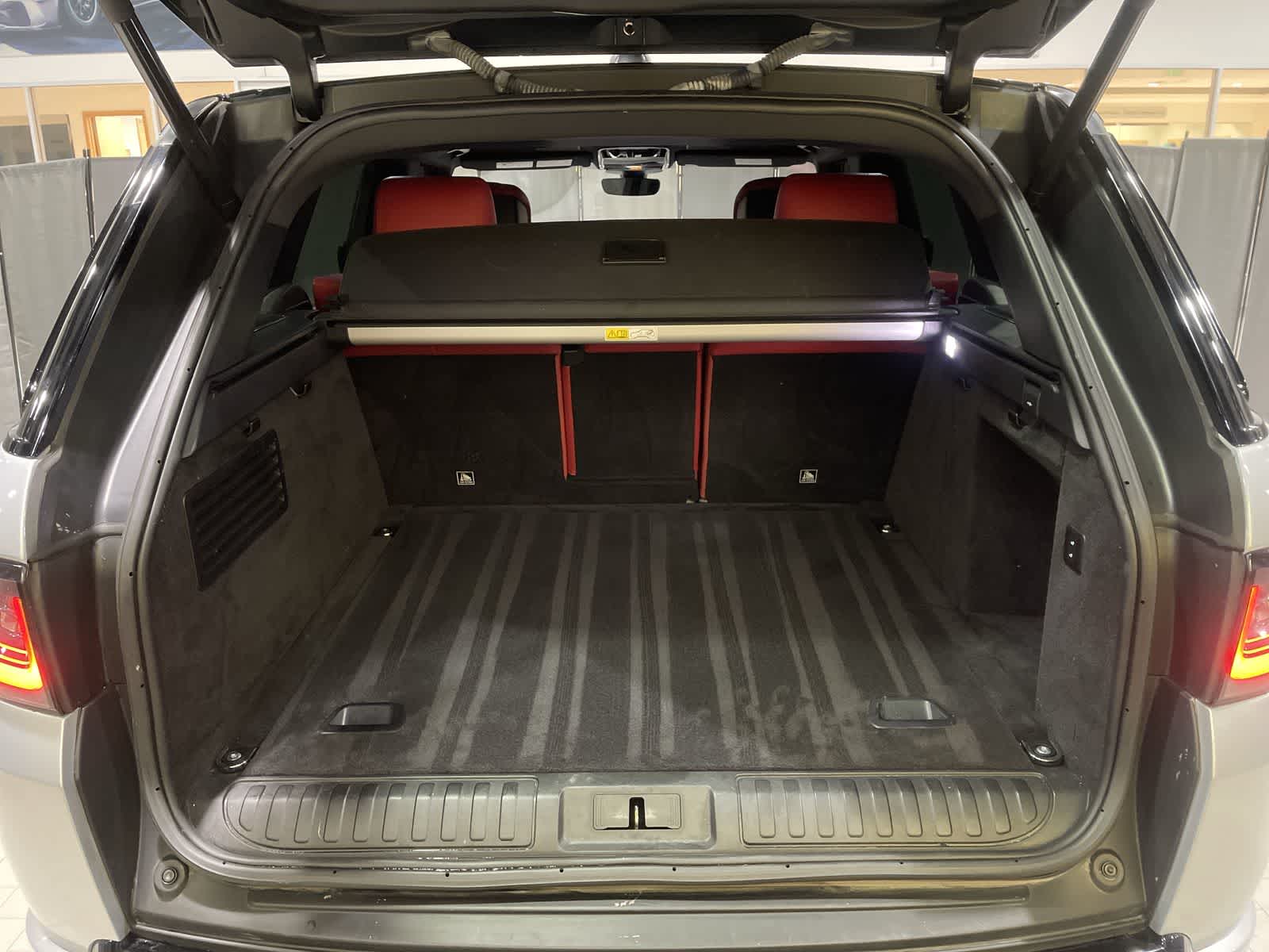 Thumbnail: 2022 Land Rover Range Rover Sport - 31