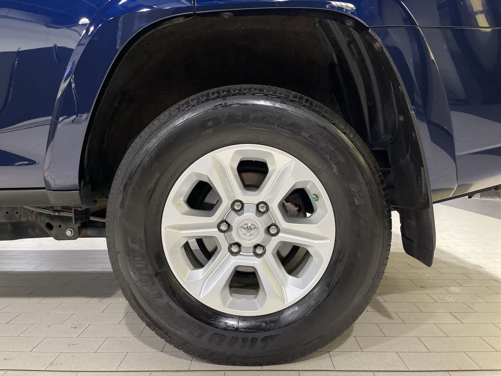 Thumbnail: 2020 Toyota 4Runner - 20