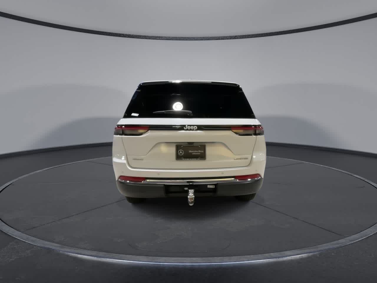 Thumbnail: 2024 Jeep Grand Cherokee - 10