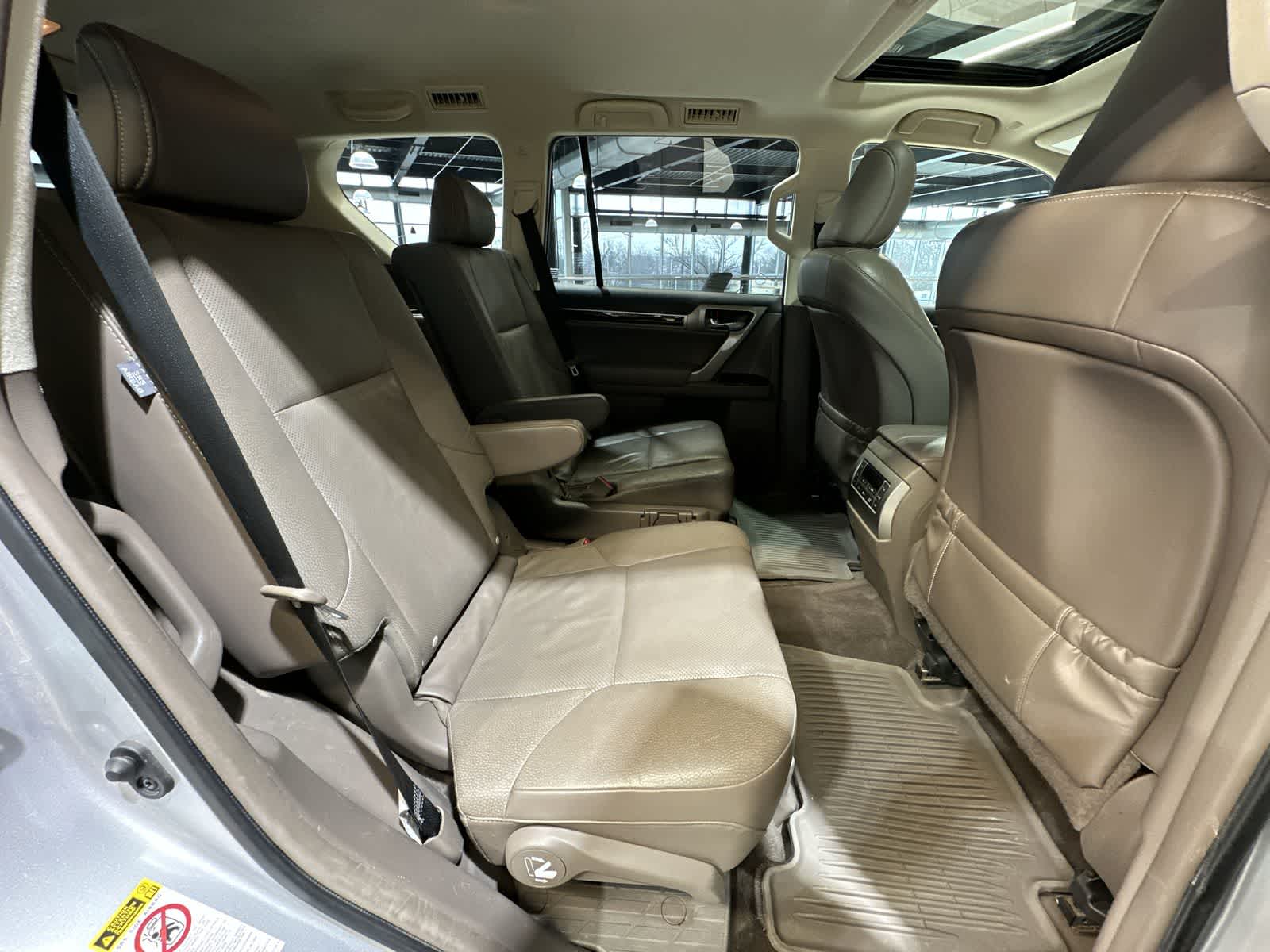 Thumbnail: 2019 Lexus GX - 25