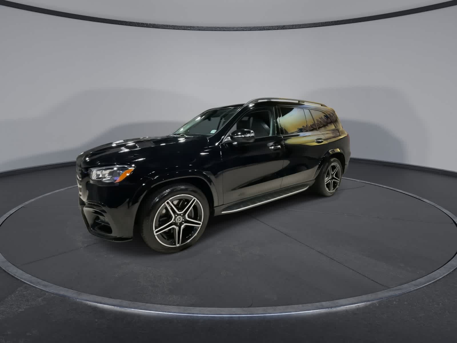 Thumbnail: 2025 Mercedes-Benz GLS - 6