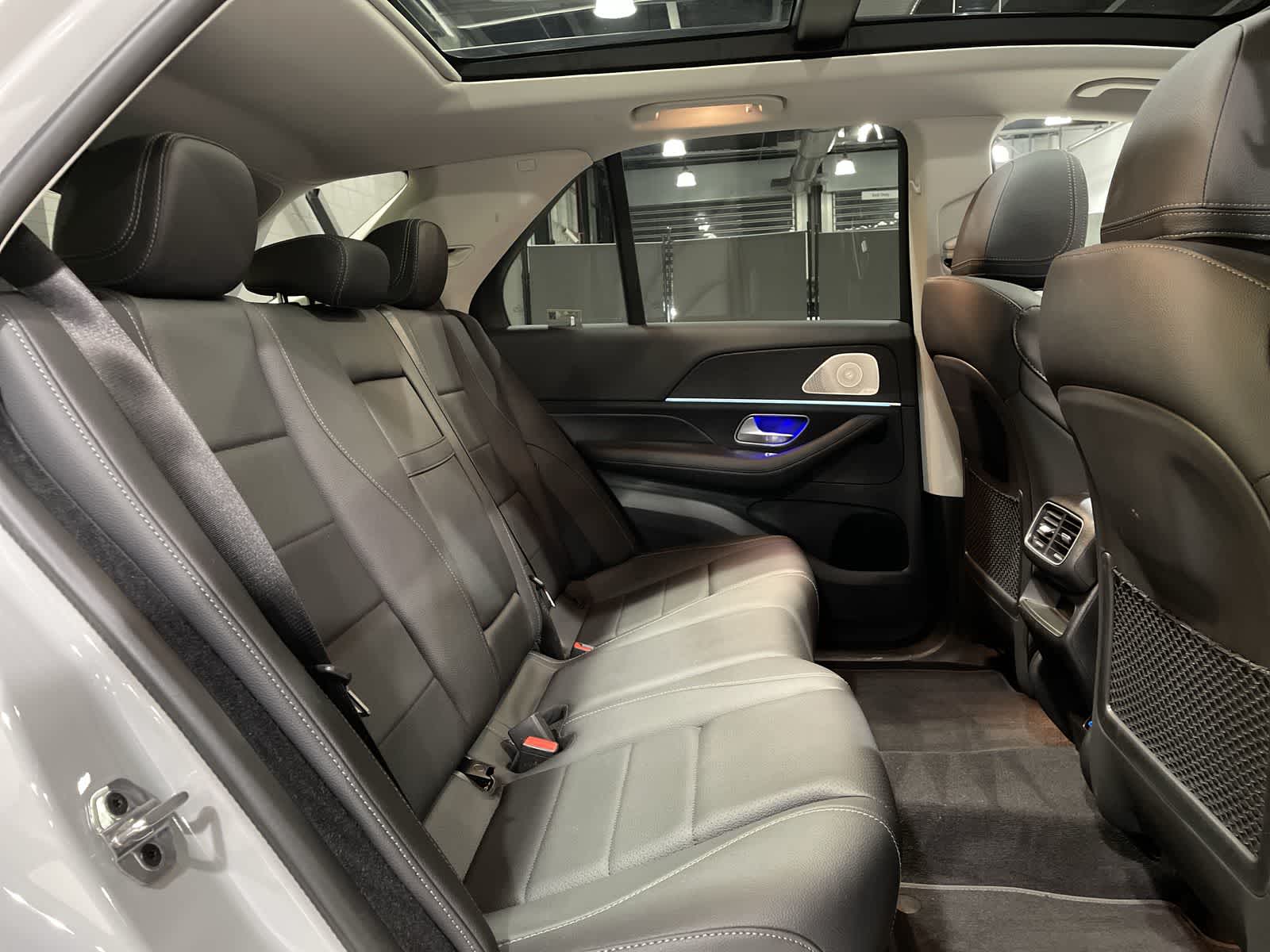 Thumbnail: 2025 Mercedes-Benz GLE - 25