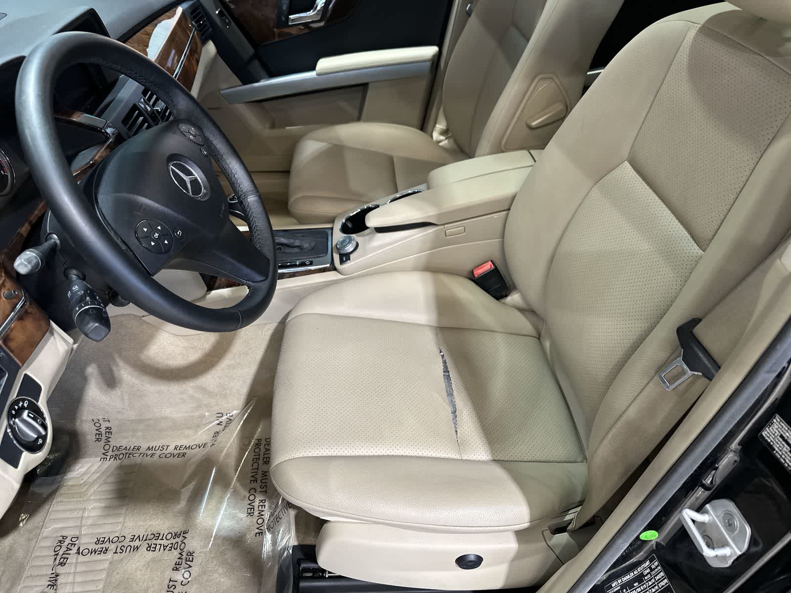 Thumbnail: 2010 Mercedes-Benz GLK - 23