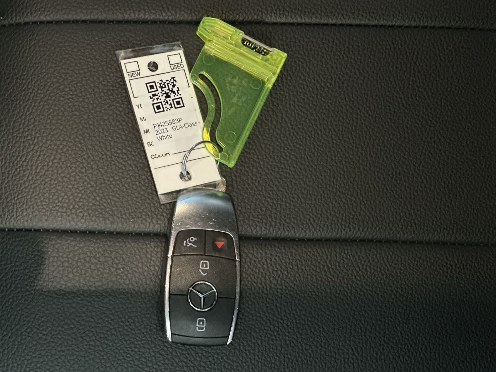 Thumbnail: 2023 Mercedes-Benz GLA - 32