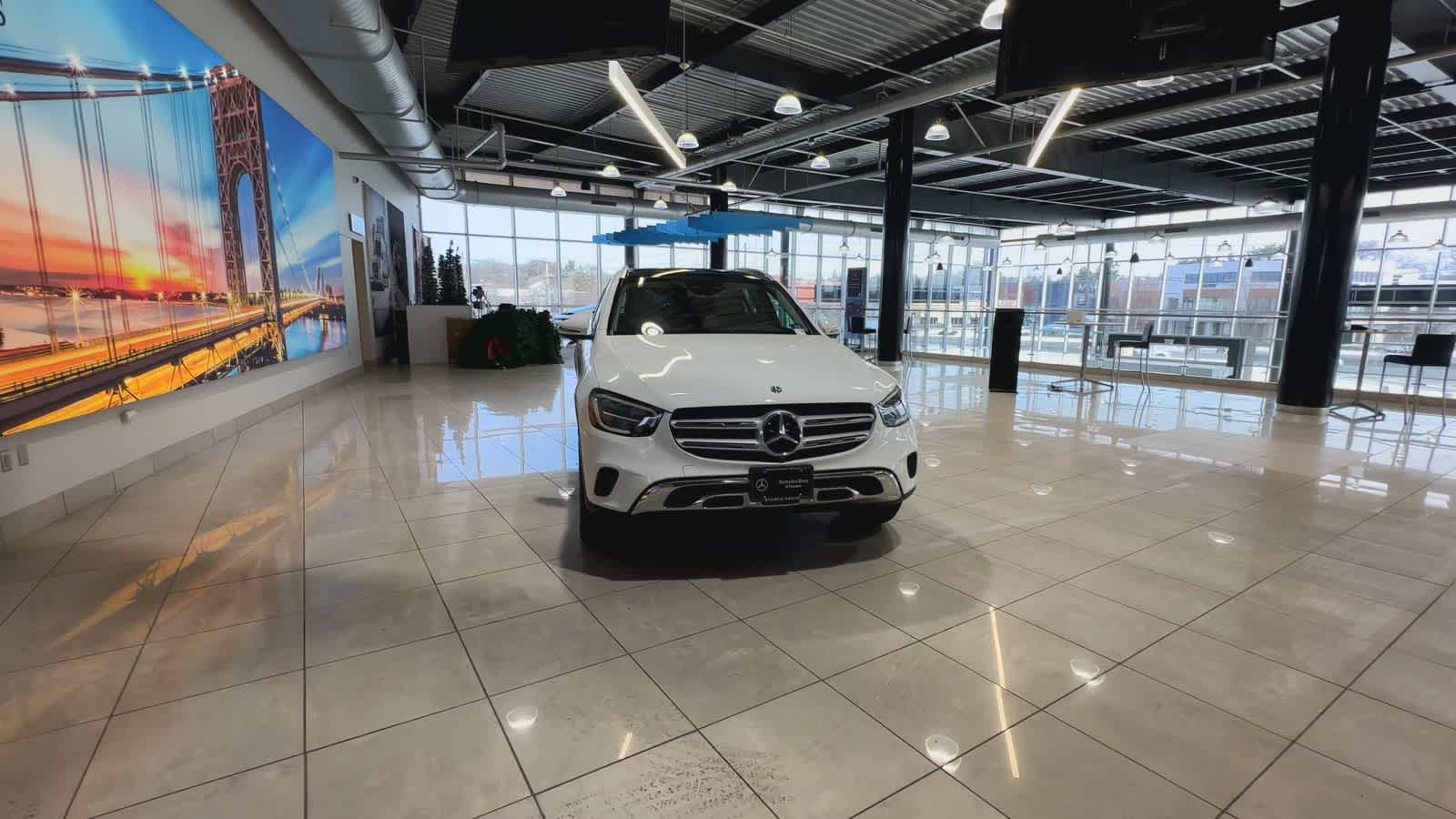 Thumbnail: 2020 Mercedes-Benz GLC - 3