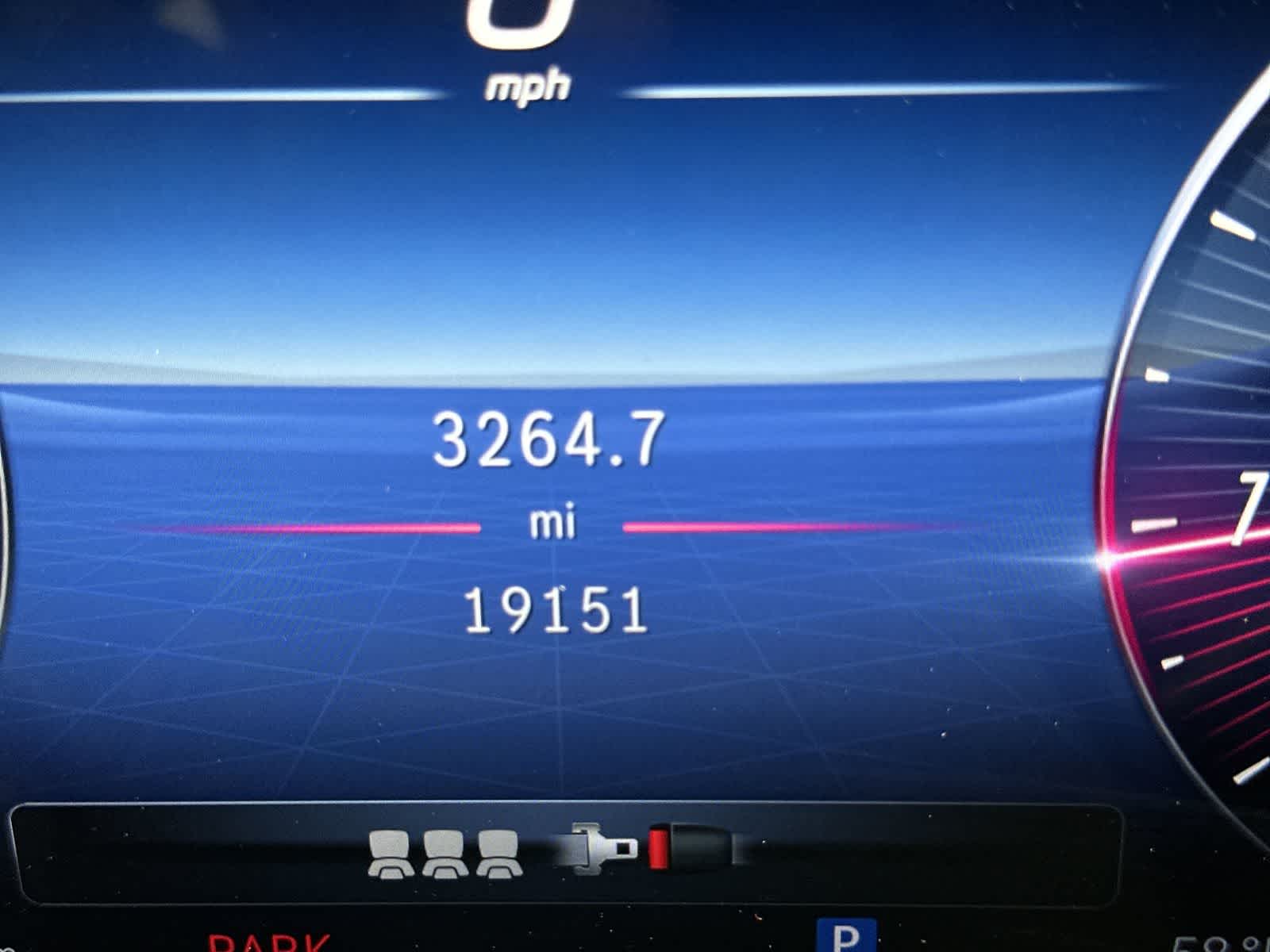 Thumbnail: 2023 Mercedes-Benz C-Class - 30