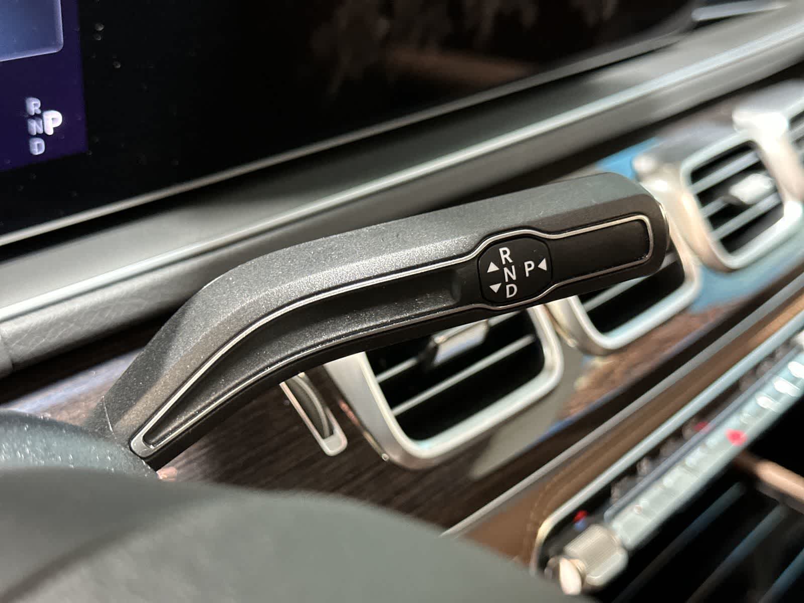 Thumbnail: 2026 Mercedes-Benz GLE - 29