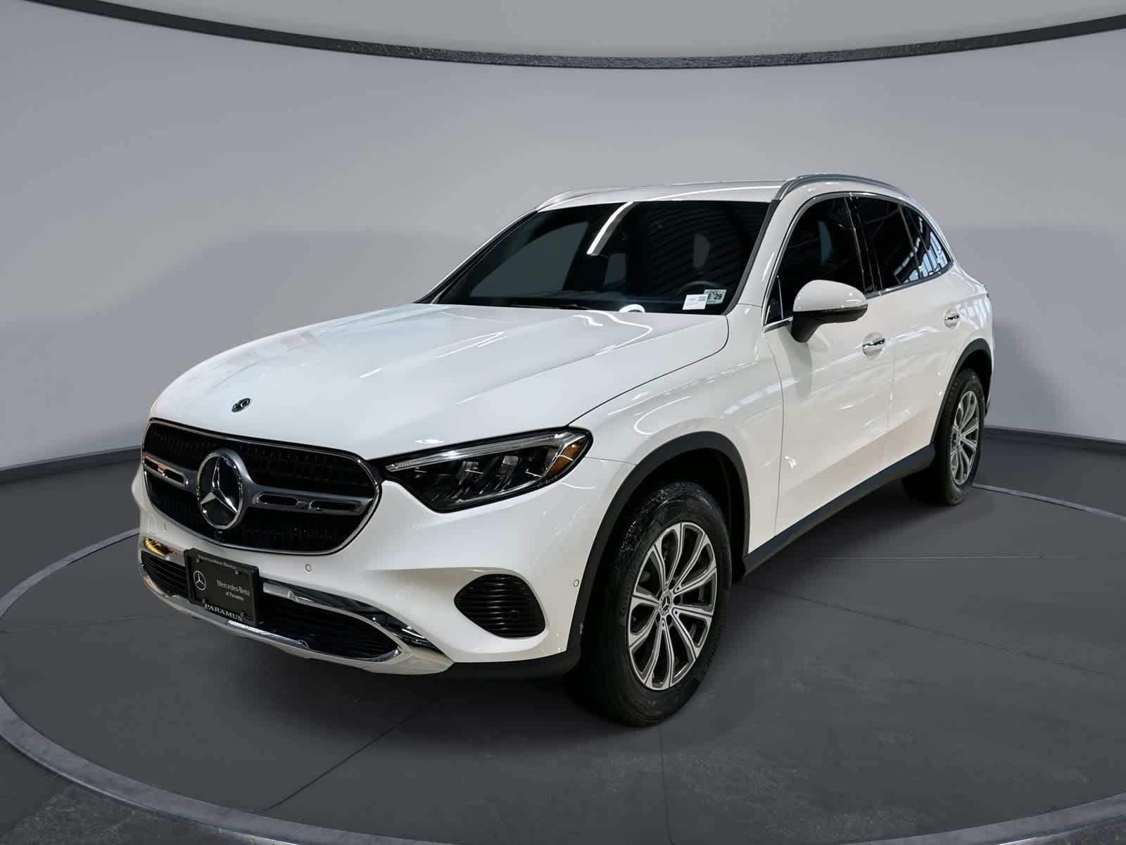 Thumbnail: 2024 Mercedes-Benz GLC - 1