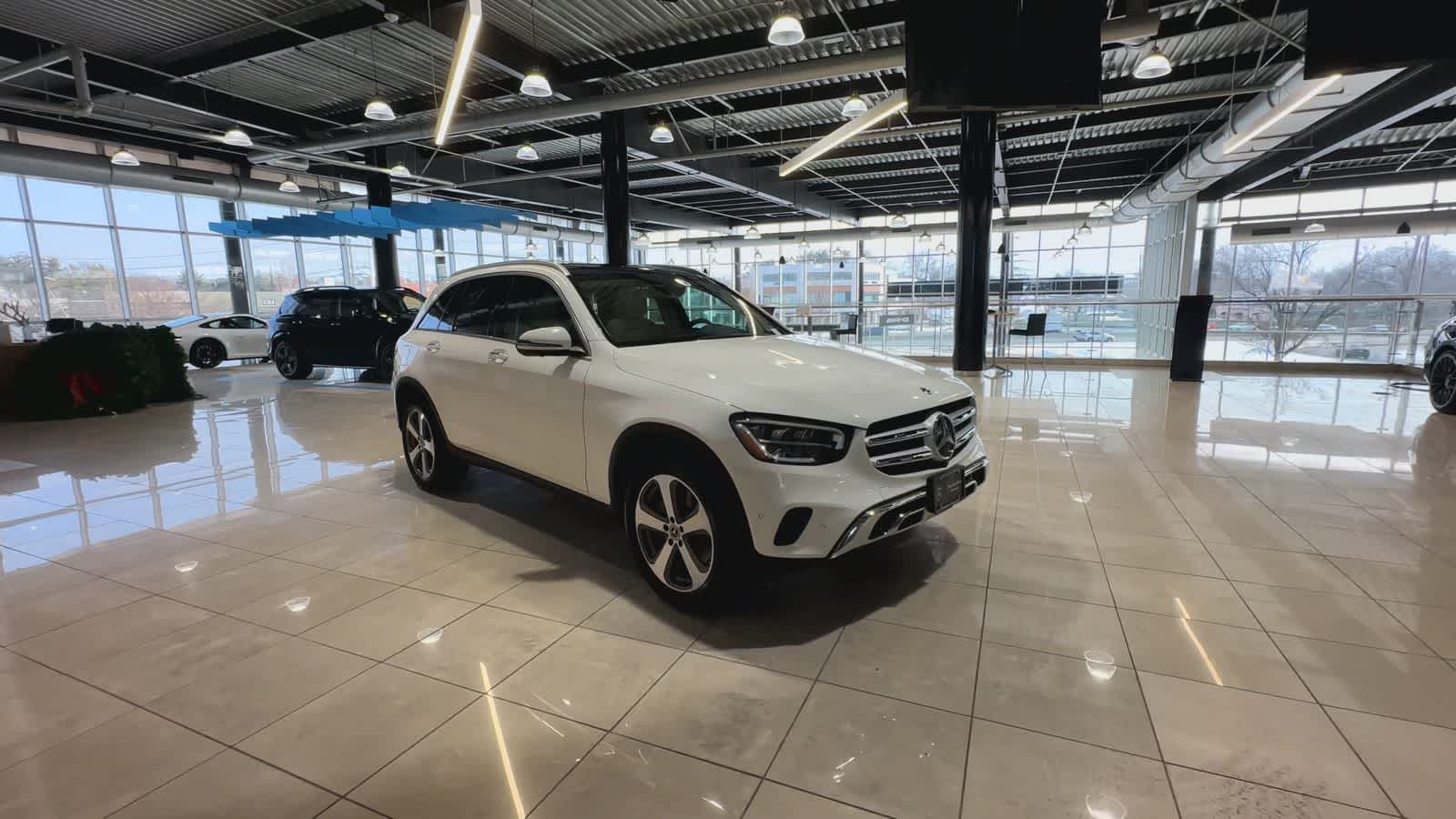 Thumbnail: 2020 Mercedes-Benz GLC - 2