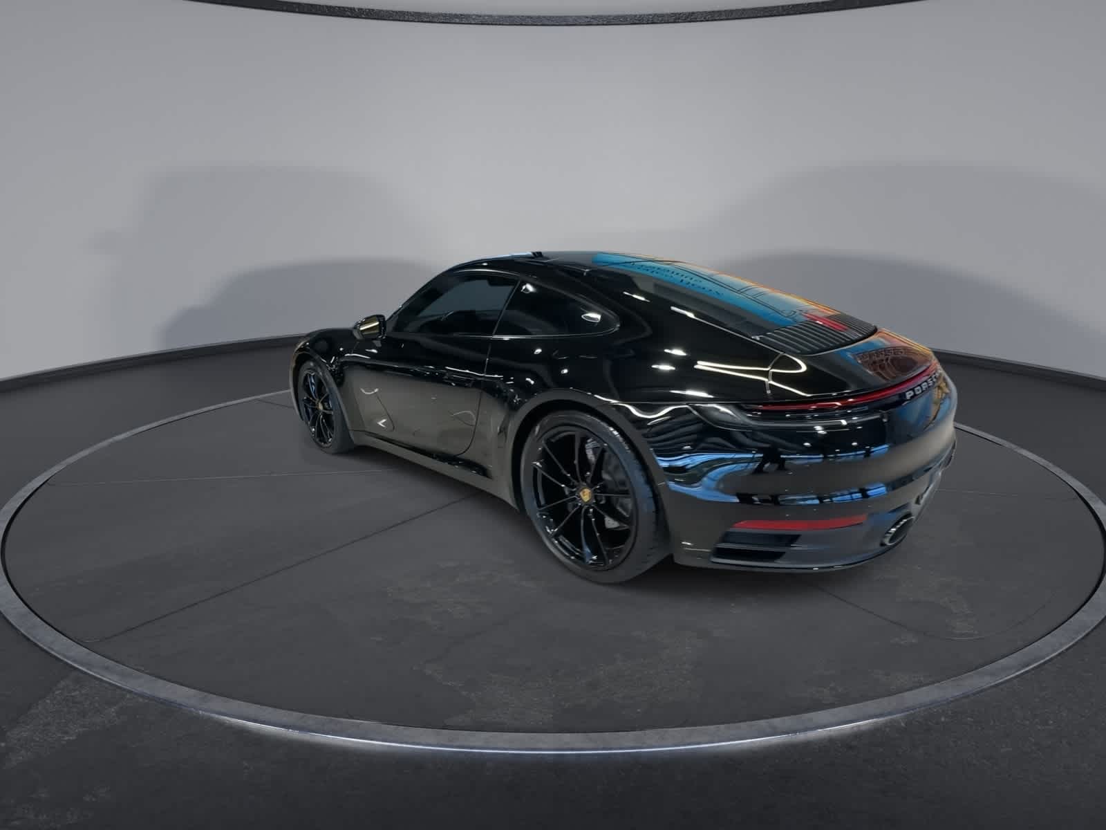 Thumbnail: 2021 Porsche 911 - 9