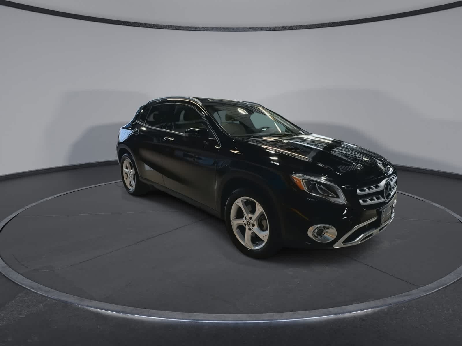 Thumbnail: 2019 Mercedes-Benz GLA - 2