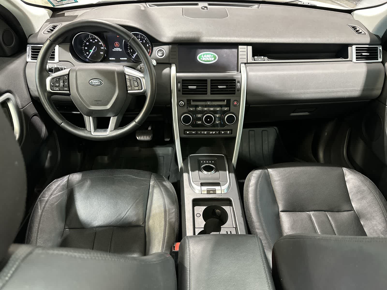 Thumbnail: 2017 Land Rover Discovery Sport - 22