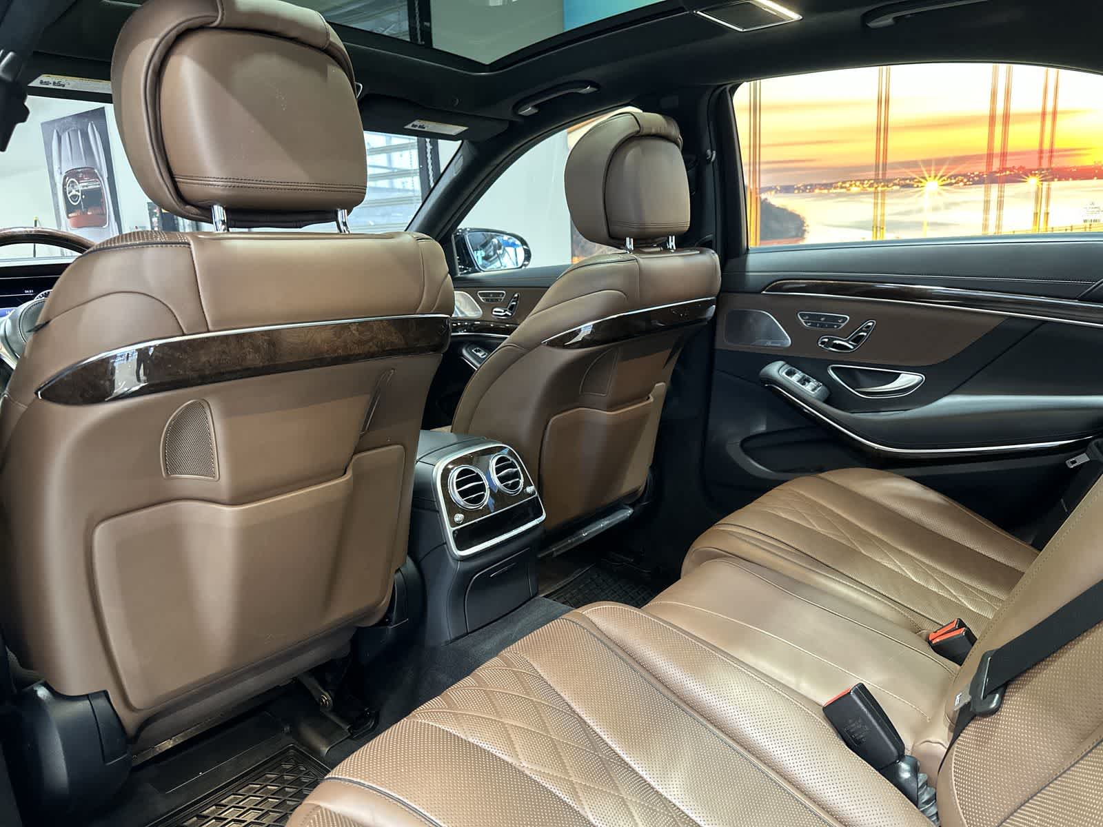 Thumbnail: 2018 Mercedes-Benz S-Class - 24