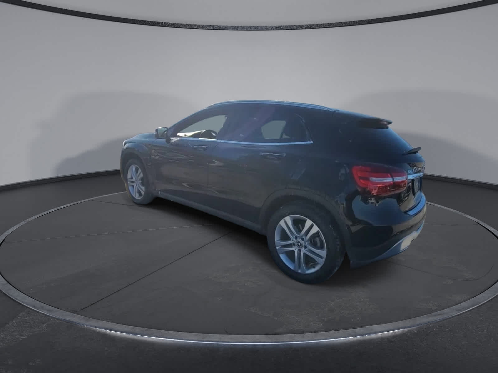 Thumbnail: 2020 Mercedes-Benz GLA - 4