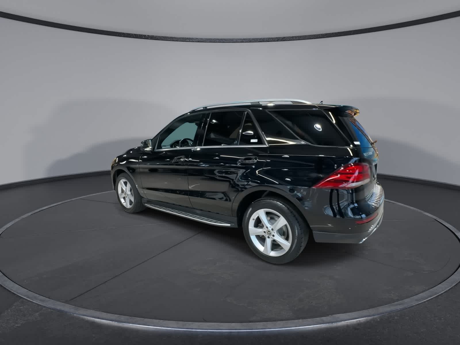 Thumbnail: 2018 Mercedes-Benz GLE - 10