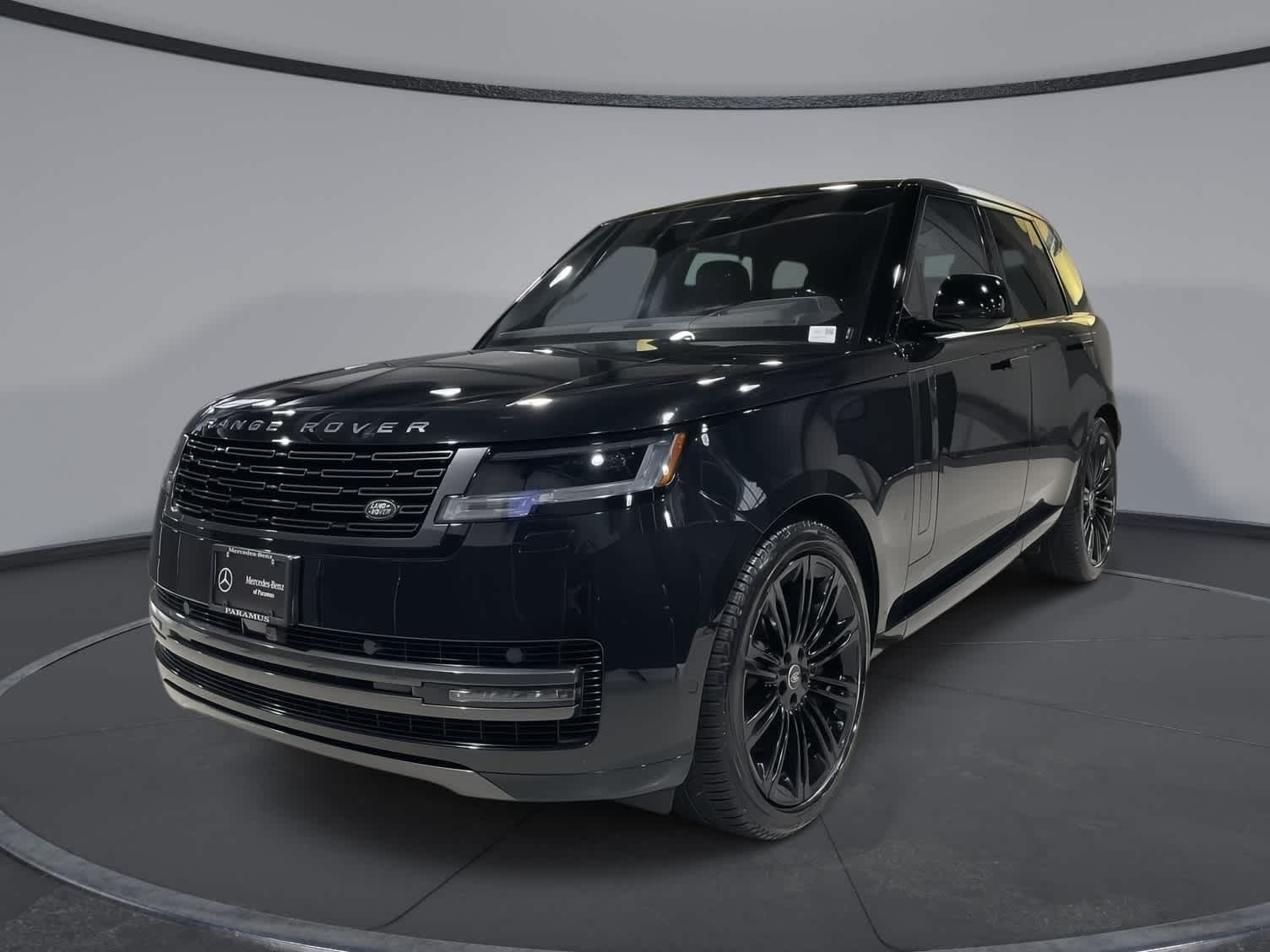 2023 Land Rover Range Rover SE -
                  Paramus, NJ